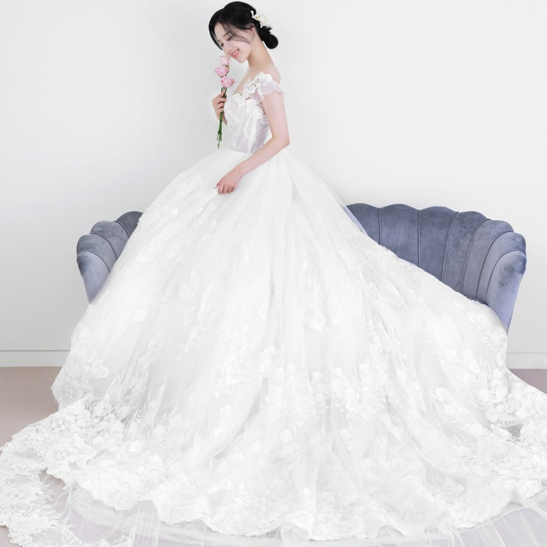 REVIEW_202