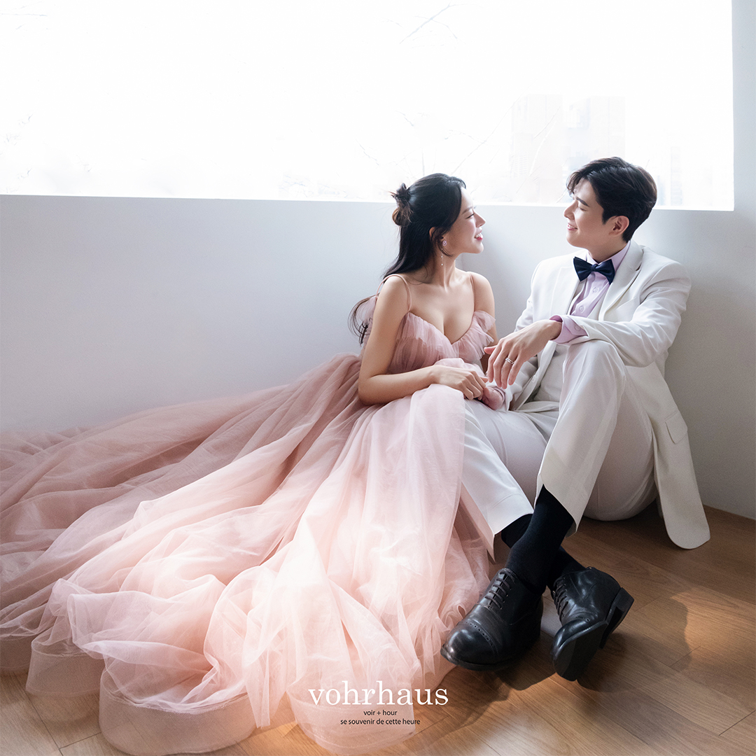 REVIEW_400